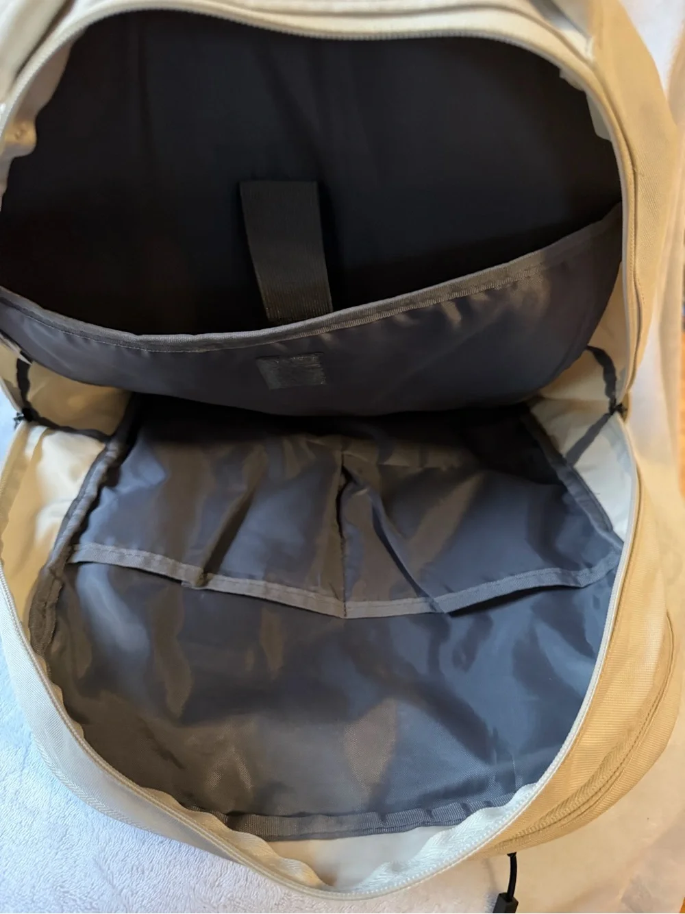 DSG Backpack Women One Size Cream Good Canvas Padded Base Zip Pocket